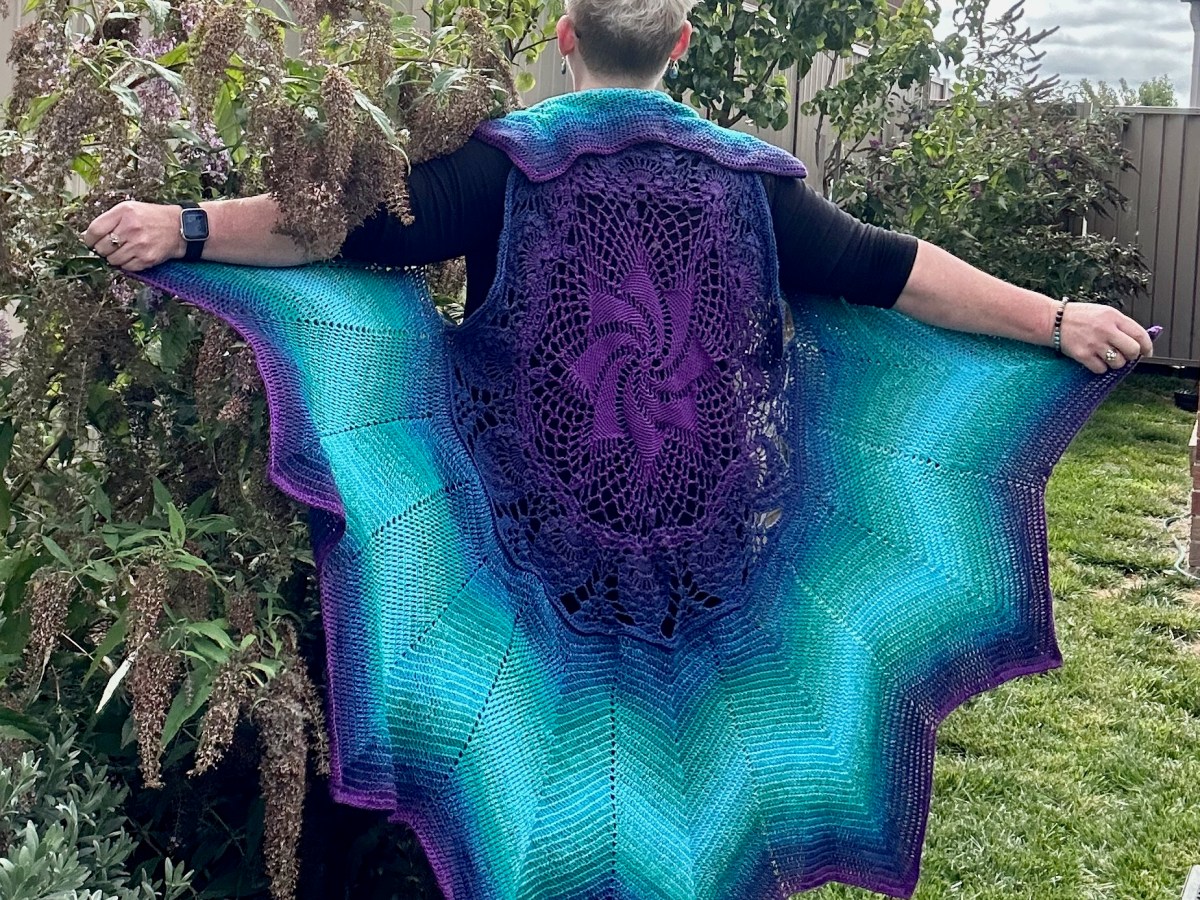 Introducing Lola’s Circle Duster Crochet&nbsp;Pattern